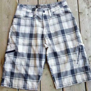 BOYS' SHORTS (SIZE 18)